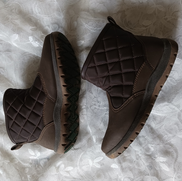 Eastland snowboots 8M womens little wear - Picture 8 of 9